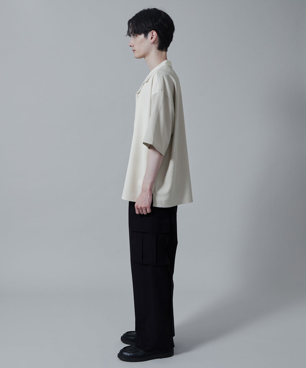 ベージュ モデル：180cm L着用