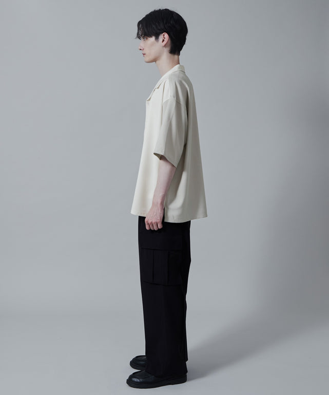 ベージュ モデル：180cm L着用