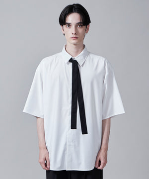 ホワイト モデル：180cm L着用