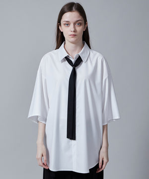 ホワイト モデル：173cm L着用