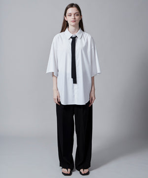 ホワイト モデル：173cm L着用