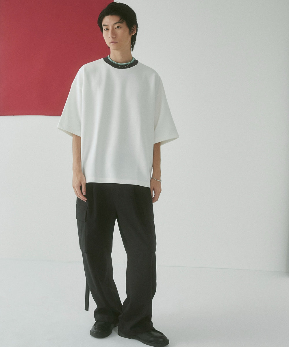 ホワイト モデル：180cm L着用