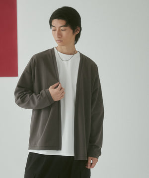 Dグレー モデル：180cm L着用