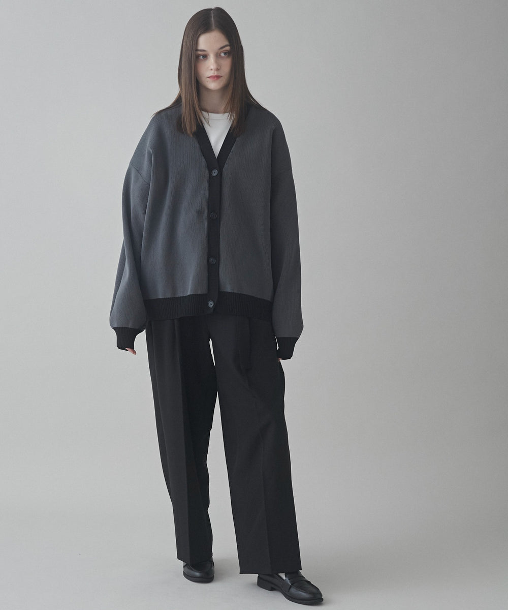 ブラック モデル：173cm L着用