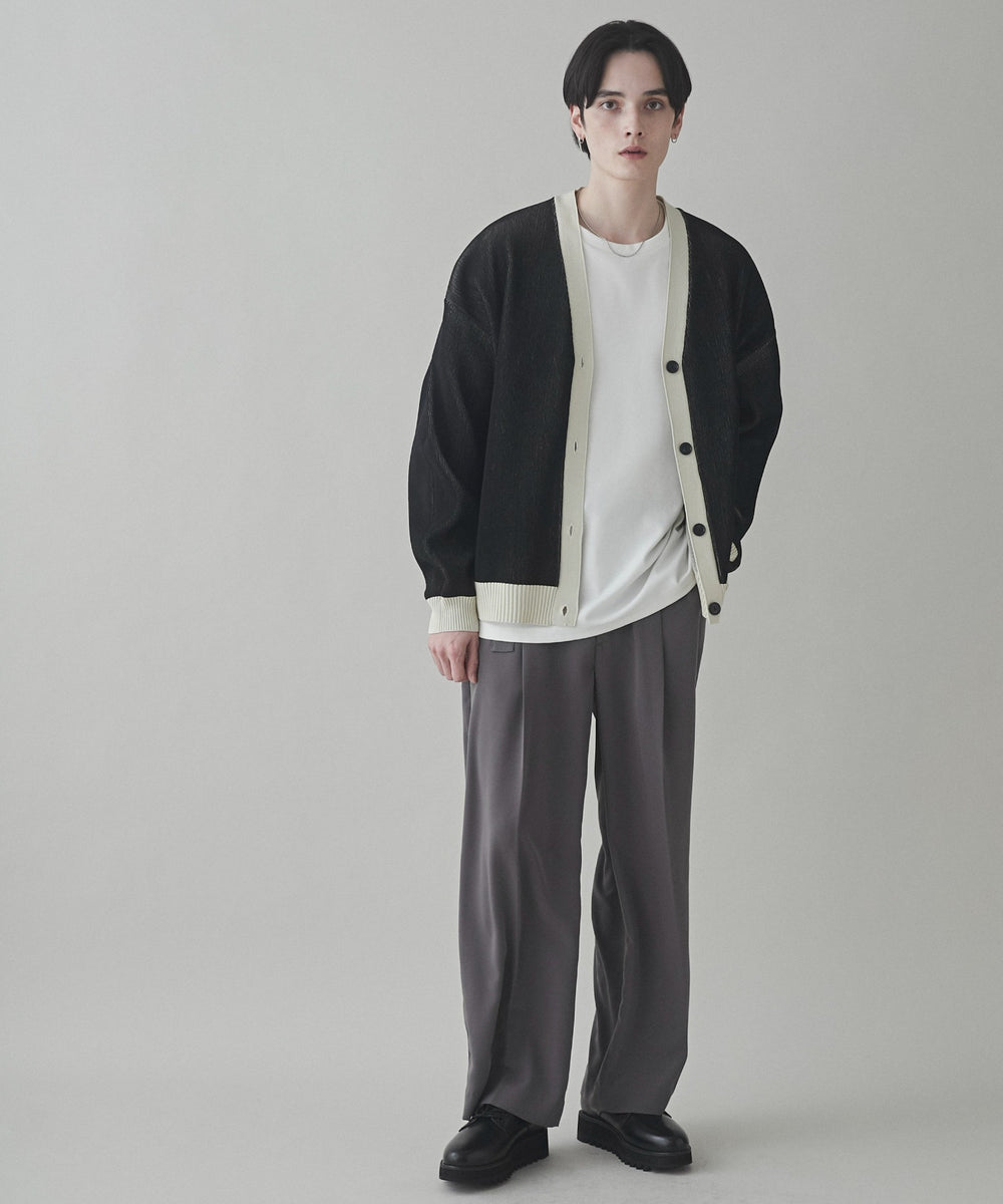 ホワイト モデル：180cm L着用