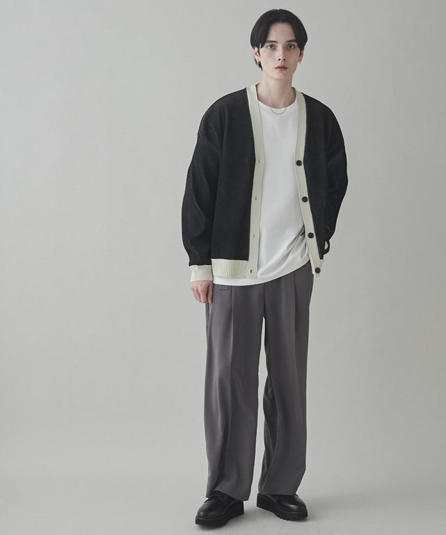 ホワイト モデル：180cm L着用