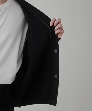 ブラック モデル：173cm L着用