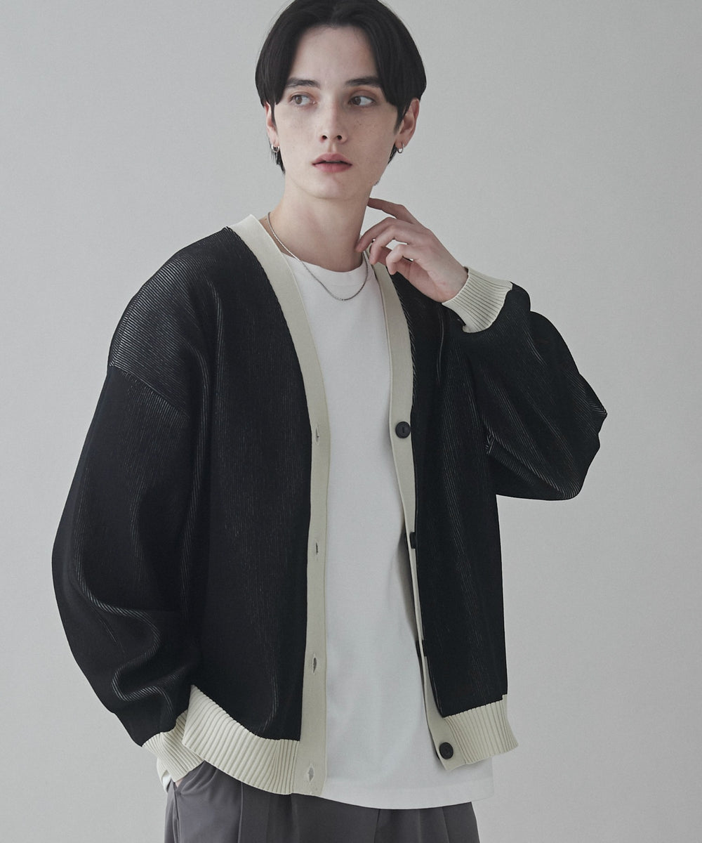 ホワイト モデル：180cm L着用