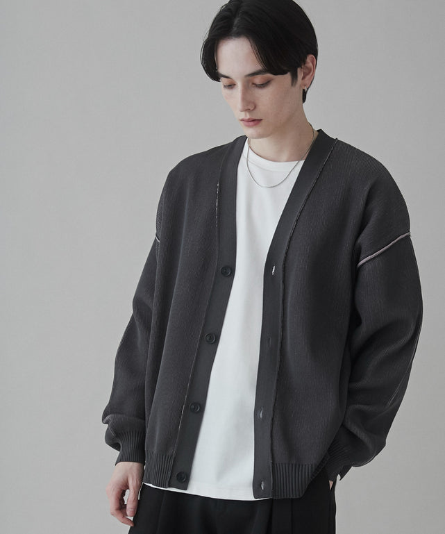 Dグレー モデル：180cm L着用