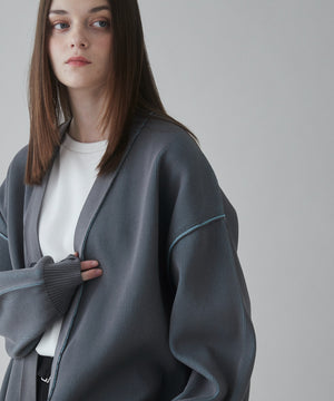 グレー モデル：173cm L着用