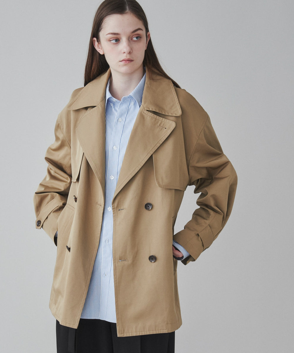 ホワイト モデル：173cm L着用