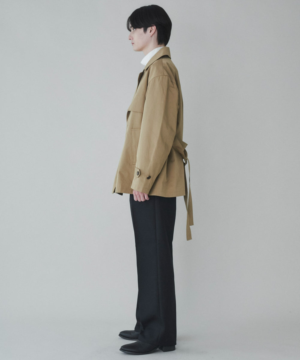 ベージュ モデル：180cm L着用