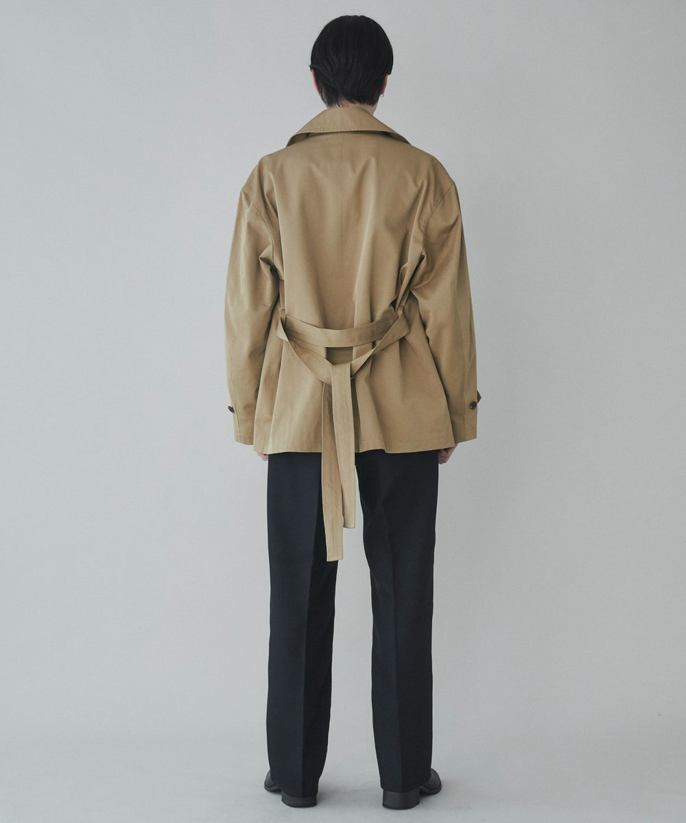 ベージュ モデル：180cm L着用