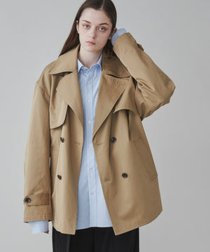 ホワイト モデル：173cm L着用