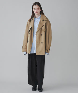 ホワイト モデル：173cm L着用