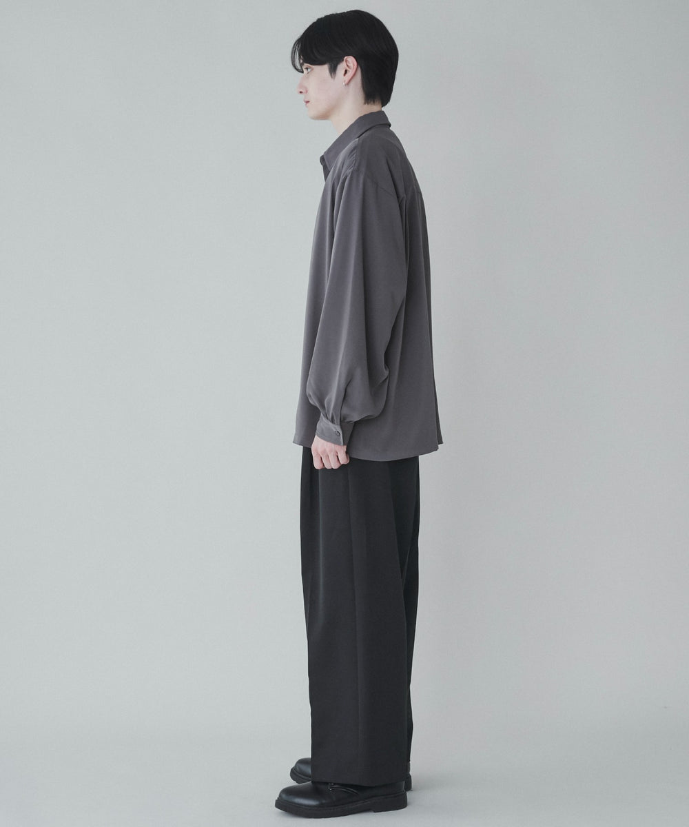 Dグレー モデル：180cm L着用