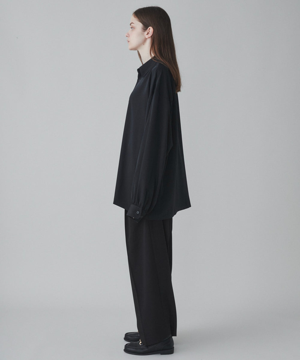 ブラック モデル：173cm L着用