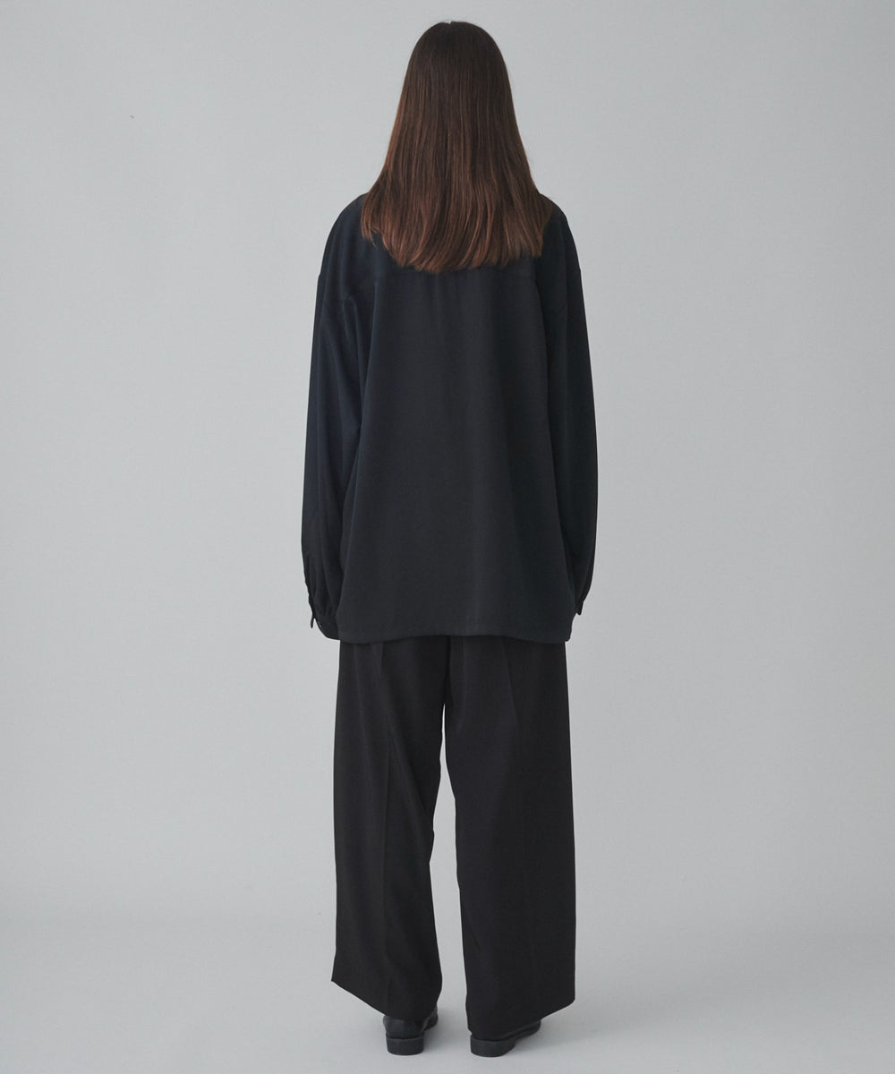 ブラック モデル：173cm L着用