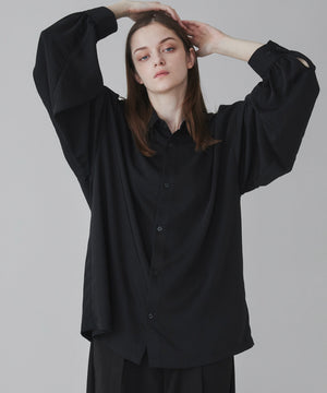 ブラック モデル：173cm L着用