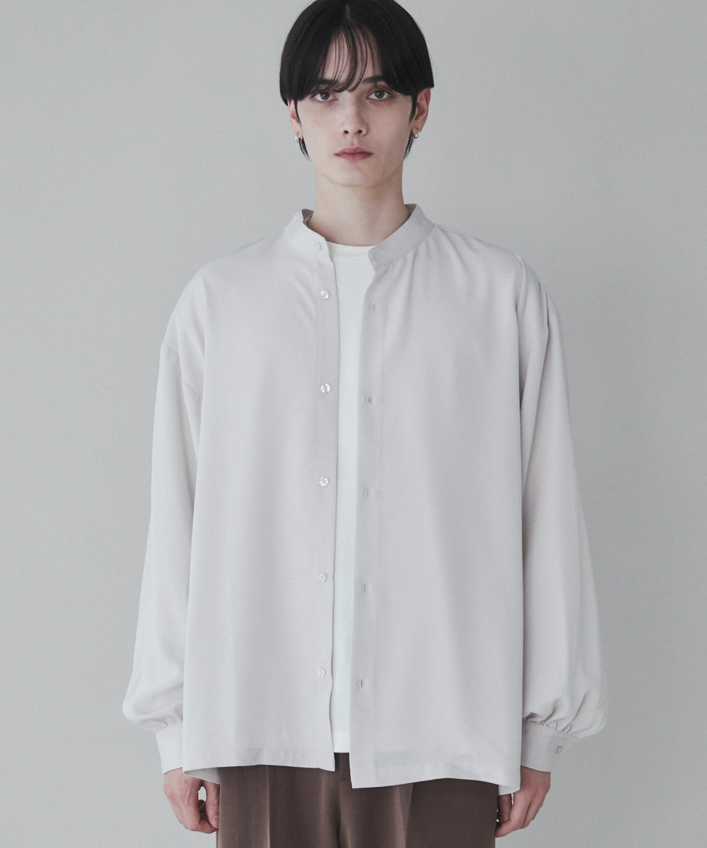 Lベージュ モデル：180cm L着用