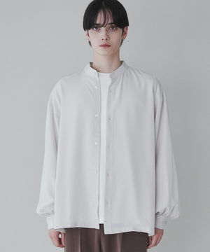 Lベージュ モデル：180cm L着用