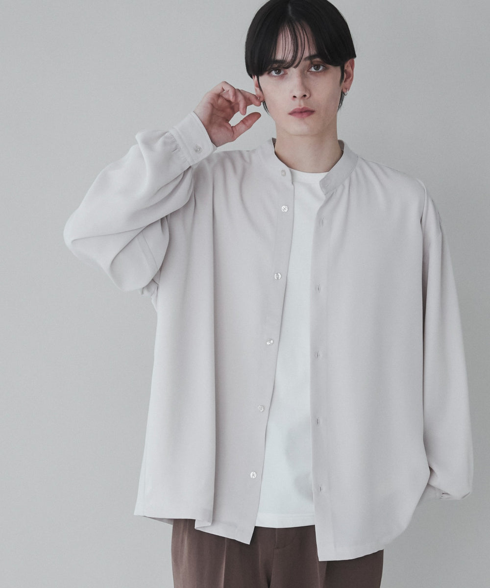 Lベージュ モデル：180cm L着用