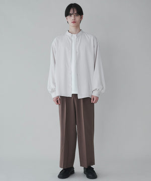 Lベージュ モデル：180cm L着用