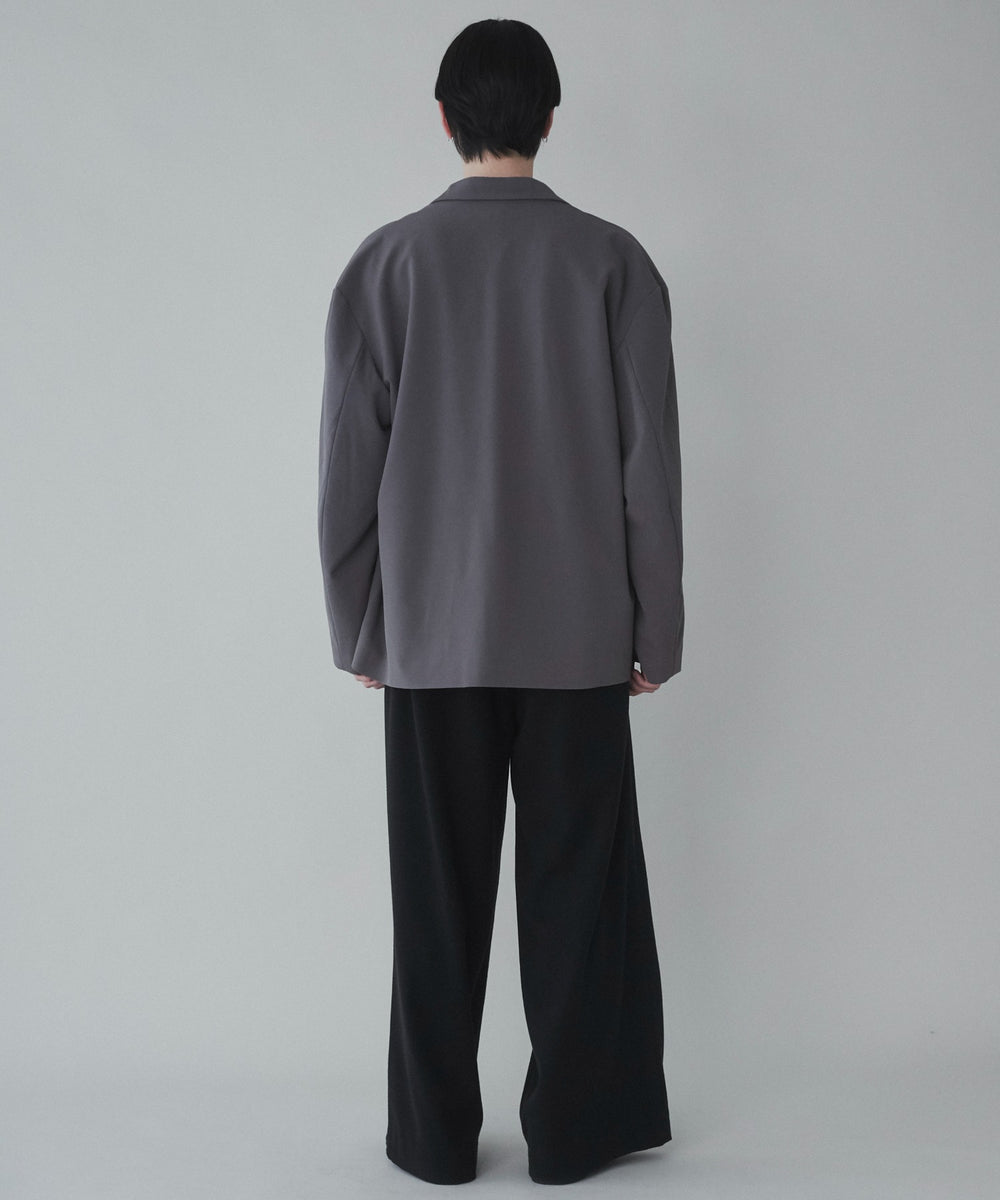 Dグレー モデル：180cm L着用