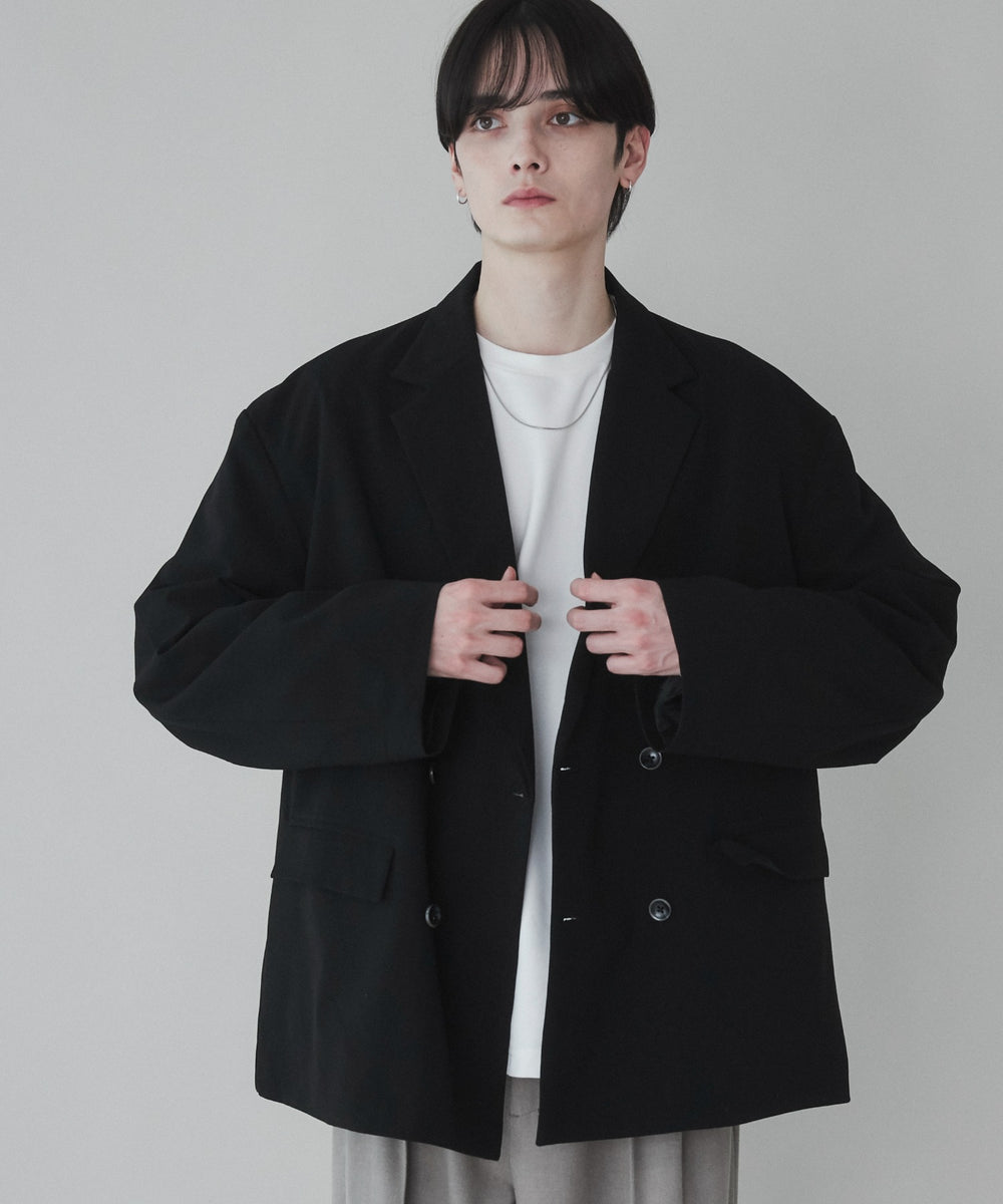 ブラック モデル：180cm L着用