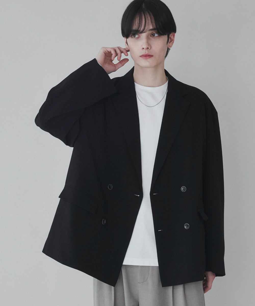 ブラック モデル：180cm L着用