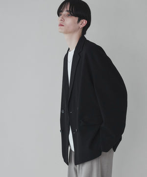 ブラック モデル：180cm L着用