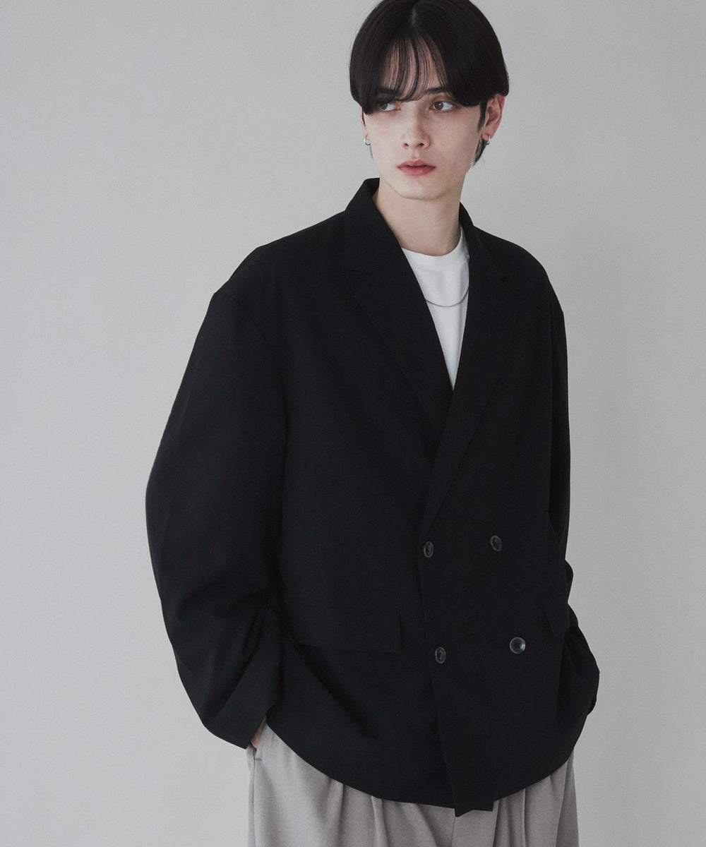 ブラック モデル：180cm L着用