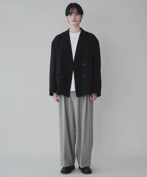 ブラック モデル：180cm L着用