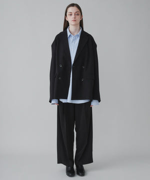 ブラック モデル：173cm L着用