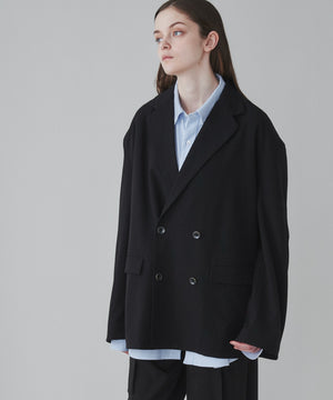 ブラック モデル：173cm L着用