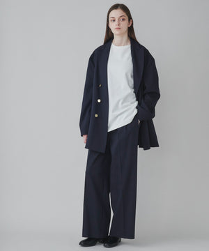 ネイビー モデル：173cm L着用