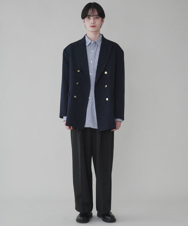 ネイビー モデル：180cm L着用