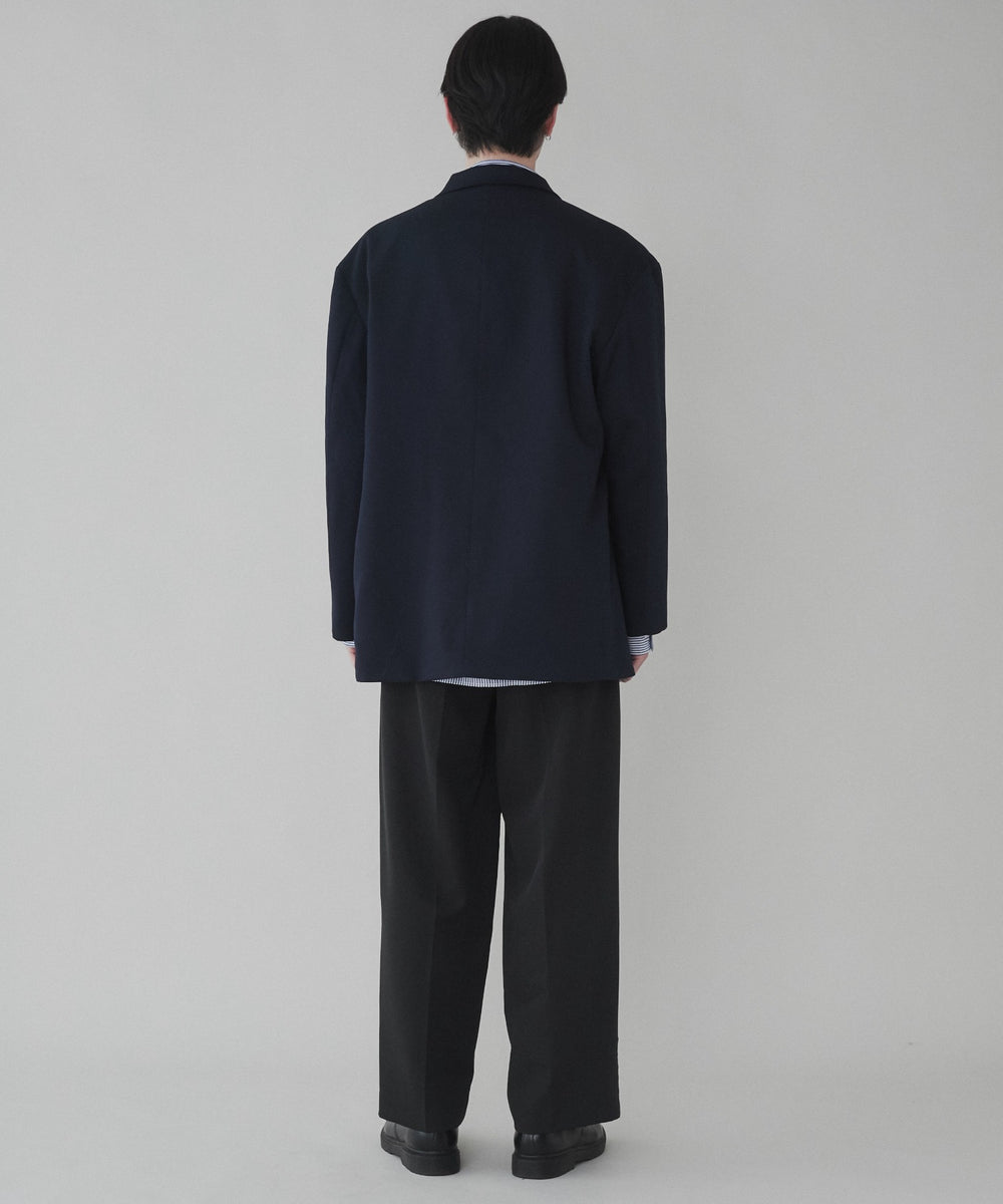 ネイビー モデル：180cm L着用