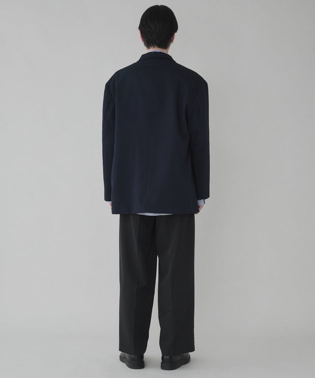 ネイビー モデル：180cm L着用