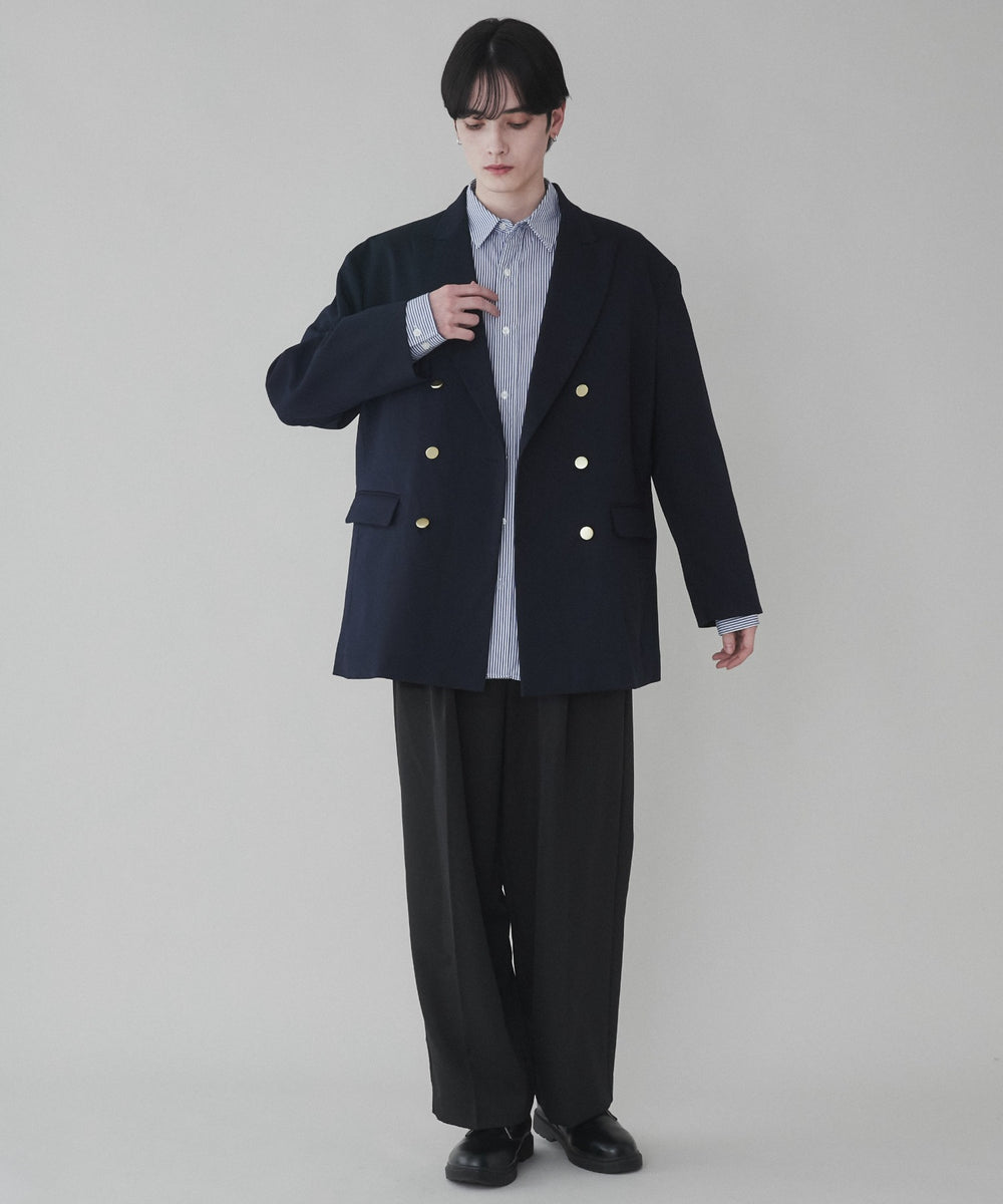 ネイビー モデル：180cm L着用