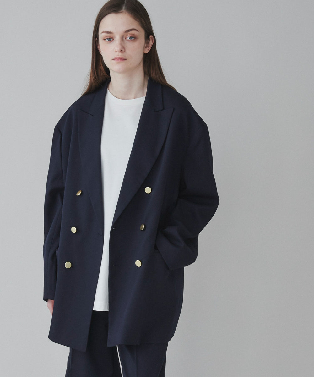 ネイビー モデル：173cm L着用