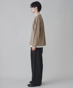 ベージュ モデル：180cm L着用