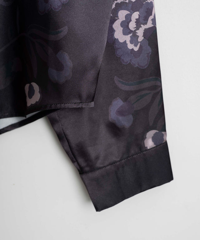 サテンプリントシャツ