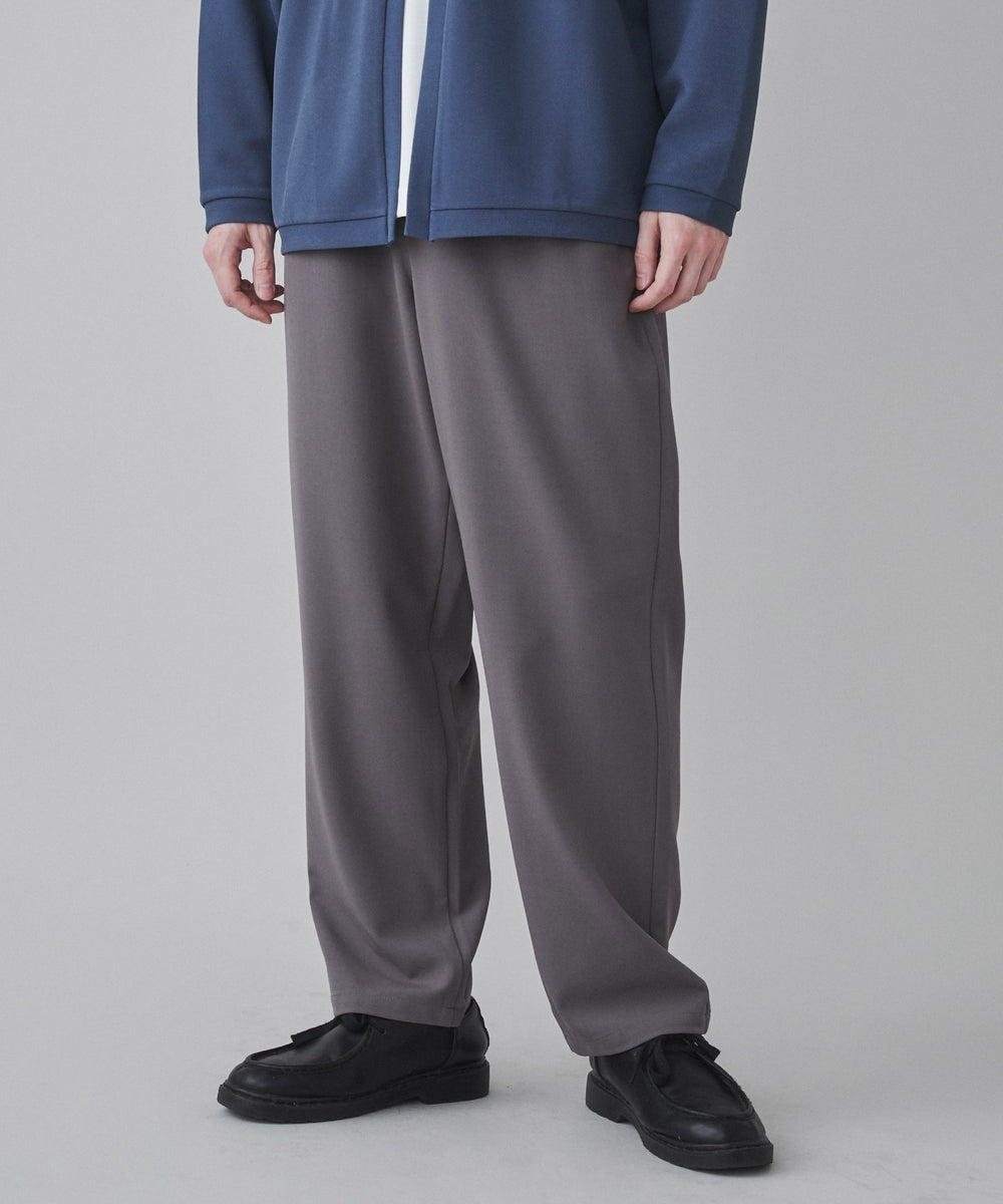 Dグレー モデル：180cm L着用