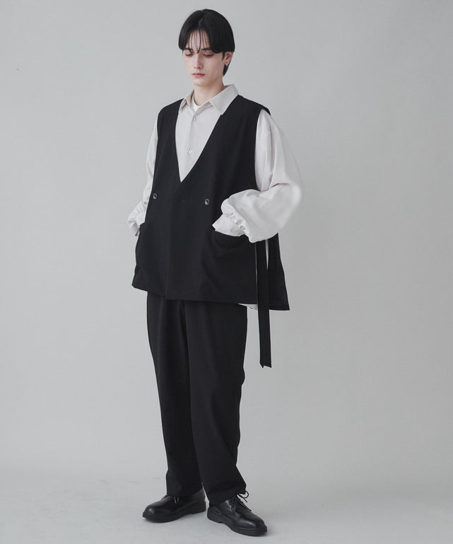 ブラック モデル：180cm L着用