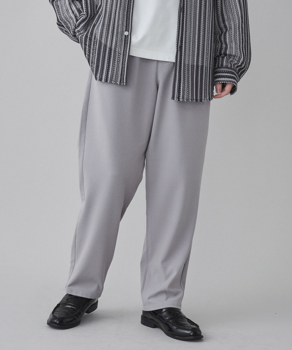 Lグレー モデル：180cm L着用