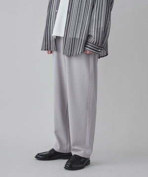 Lグレー モデル：180cm L着用