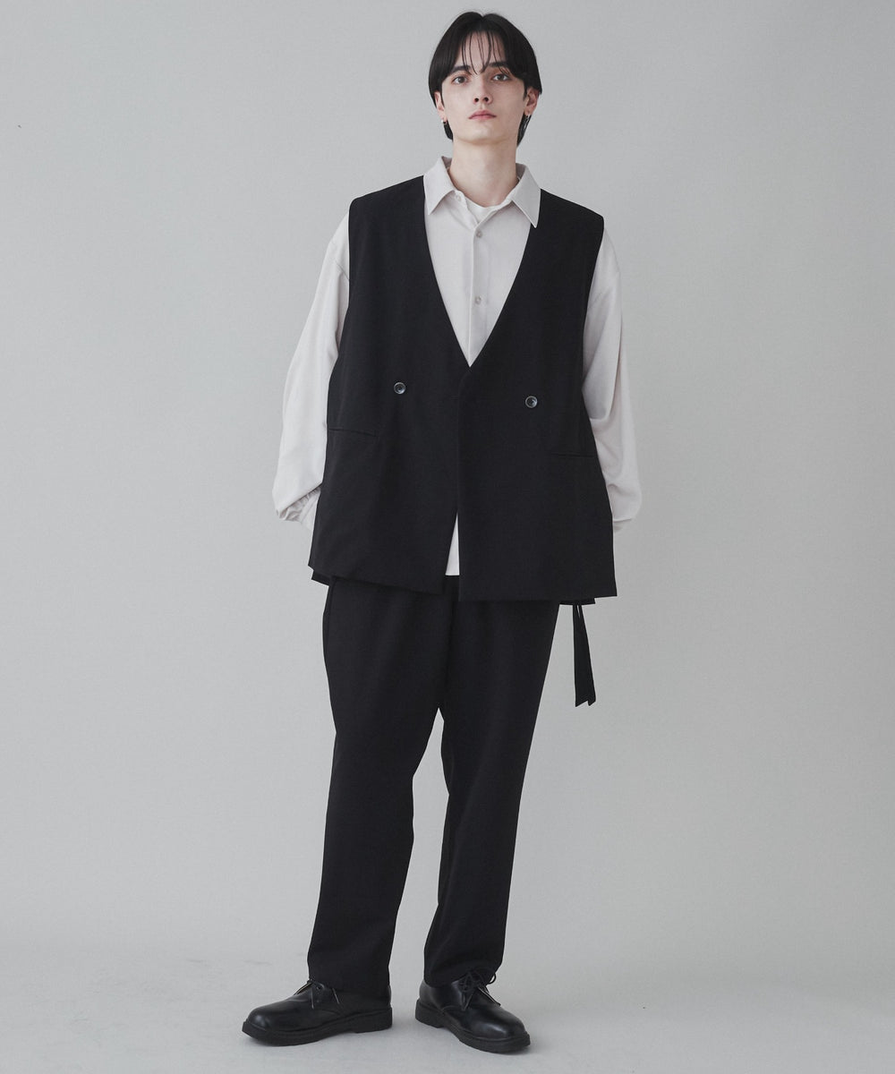 ブラック モデル：180cm L着用