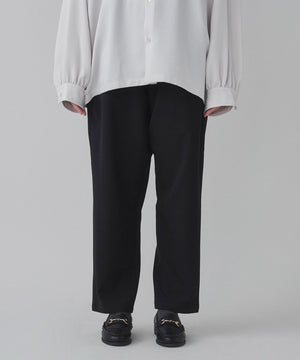 ブラック モデル：173cm L着用