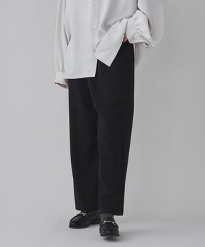 ブラック モデル：173cm L着用